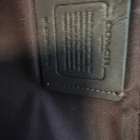 EUC no callouts! Coach Black Leather Tote Bag 11”x13” tote - Picture 9 of 11